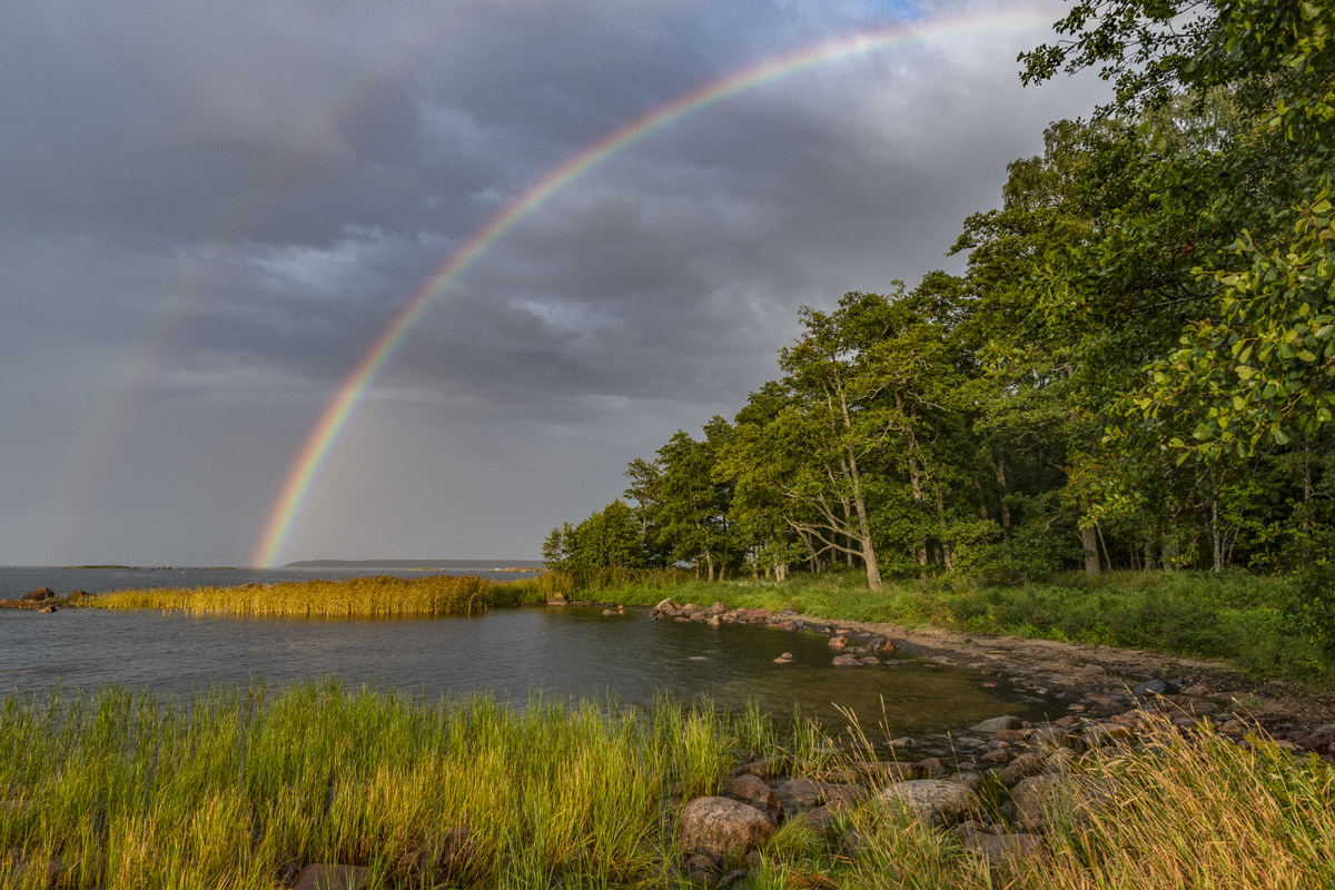 Doppelter Regenbogen über der Ostsee, Käsmu-Bucht, Lahemaa-Nationalpark